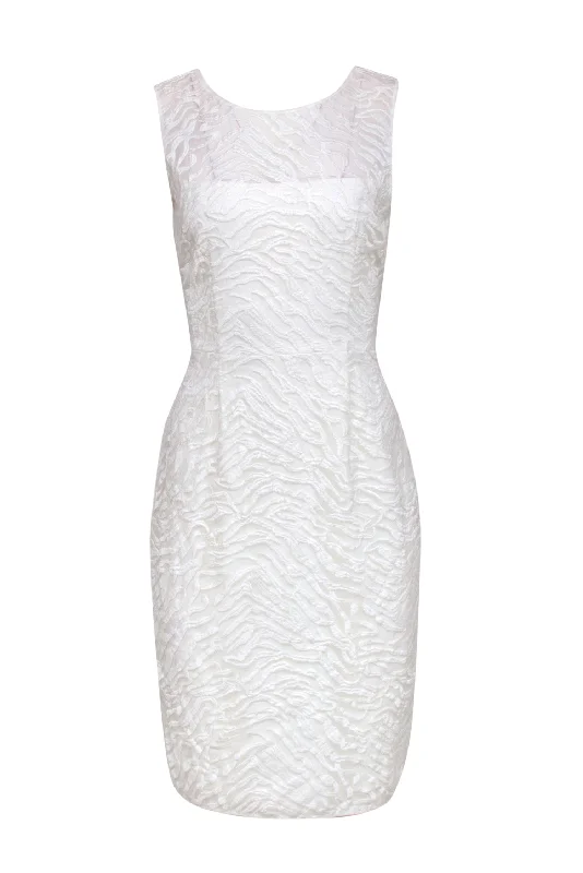 BCBG Max Azria - White Embroidered Zebra Print Mesh Sleeveless Dress Sz 10 Lounge unclassified dresses