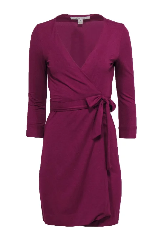 Diane von Furstenberg - Fuchsia Classic Quarter Sleeve Wrap Dress Sz 0 Stylish unclassified dresses