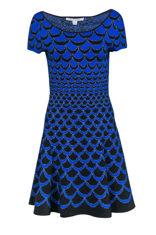 Diane von Furstenberg - Blue, Black & Silver Scalloped Print Fit & Flare Dress Sz S Short unclassified dresses