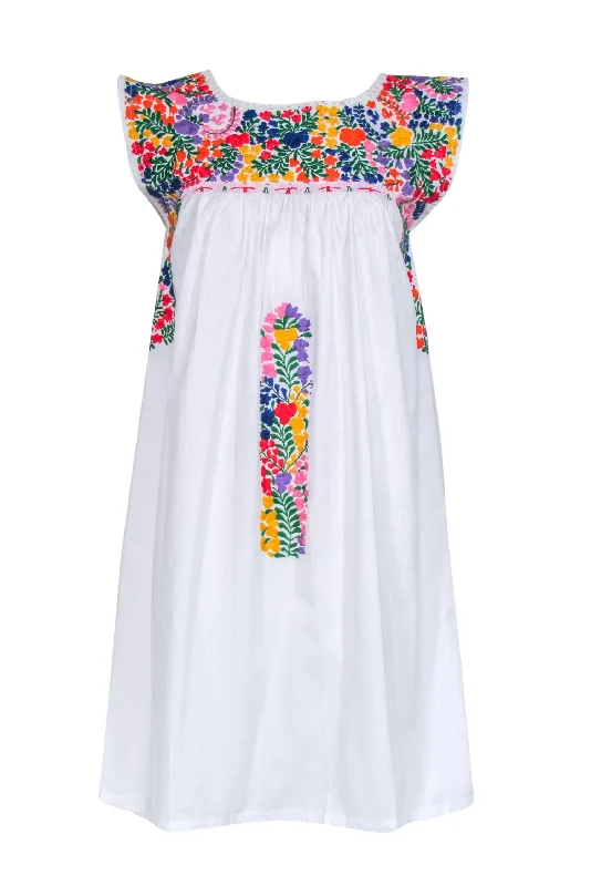 Mi Golondrina - White Cotton Shift Dress w/ Hand-Embroidered Flowers Sz S Pastel unclassified dresses