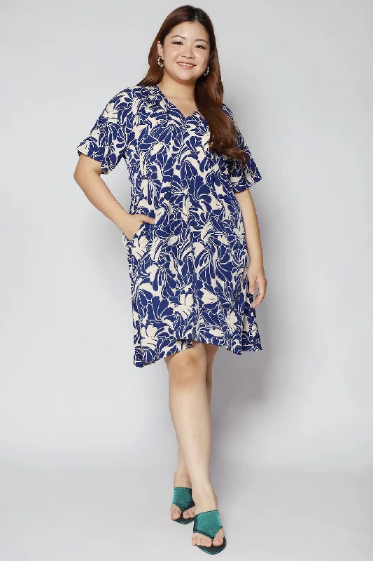 Tayler V Dress in Blue Yard Fashionable unclassified dresses