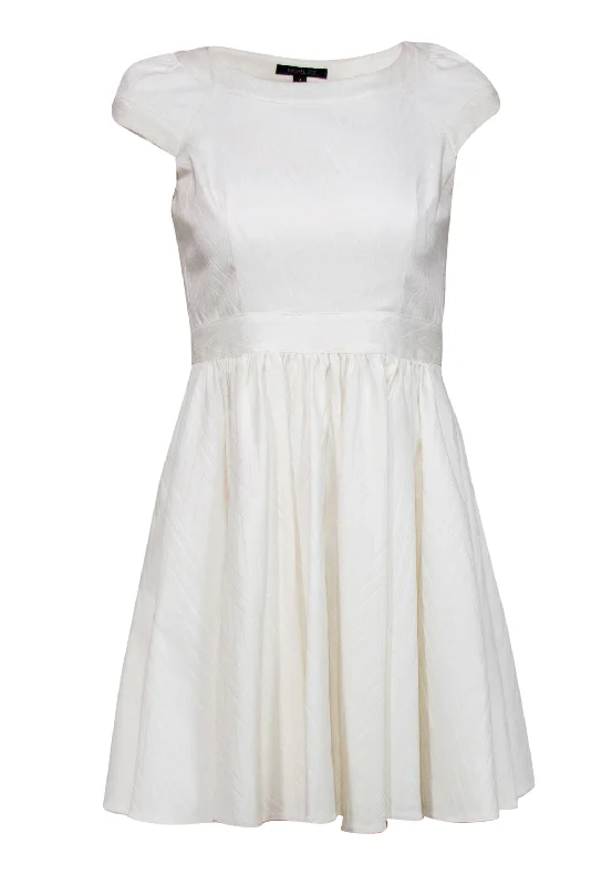 Rachel Zoe - Ivory Chevron Textured Cotton Blend Fit & Flare Dress Sz 4 Beaded unclassified dresses