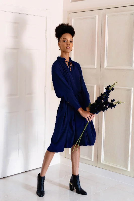 Sache Dress - Navy Crepe Stylish unclassified dresses