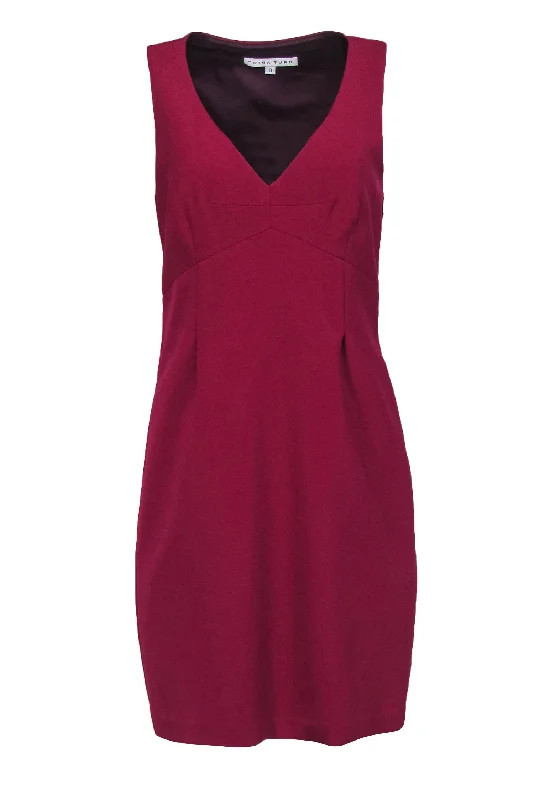 Trina Turk - Magenta Sleeveless Sheath Dress Sz 8 Lightweight unclassified dresses