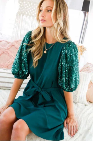 VINE&LOVE Round Neck Ballon Sleeve Hunter Green Dress Off-shoulder unclassified dresses